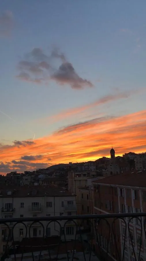 Cavour17 Apartment Sanremo 0*,
